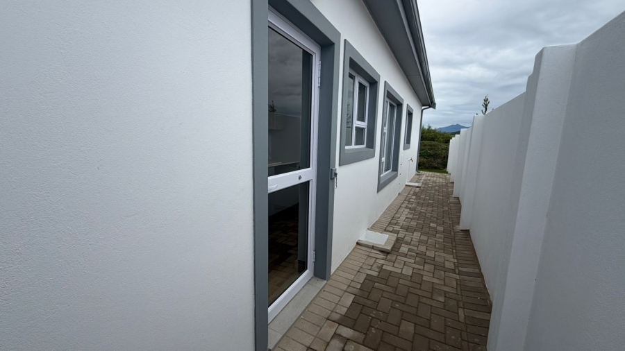 3 Bedroom Property for Sale in Fraaiuitsig Western Cape